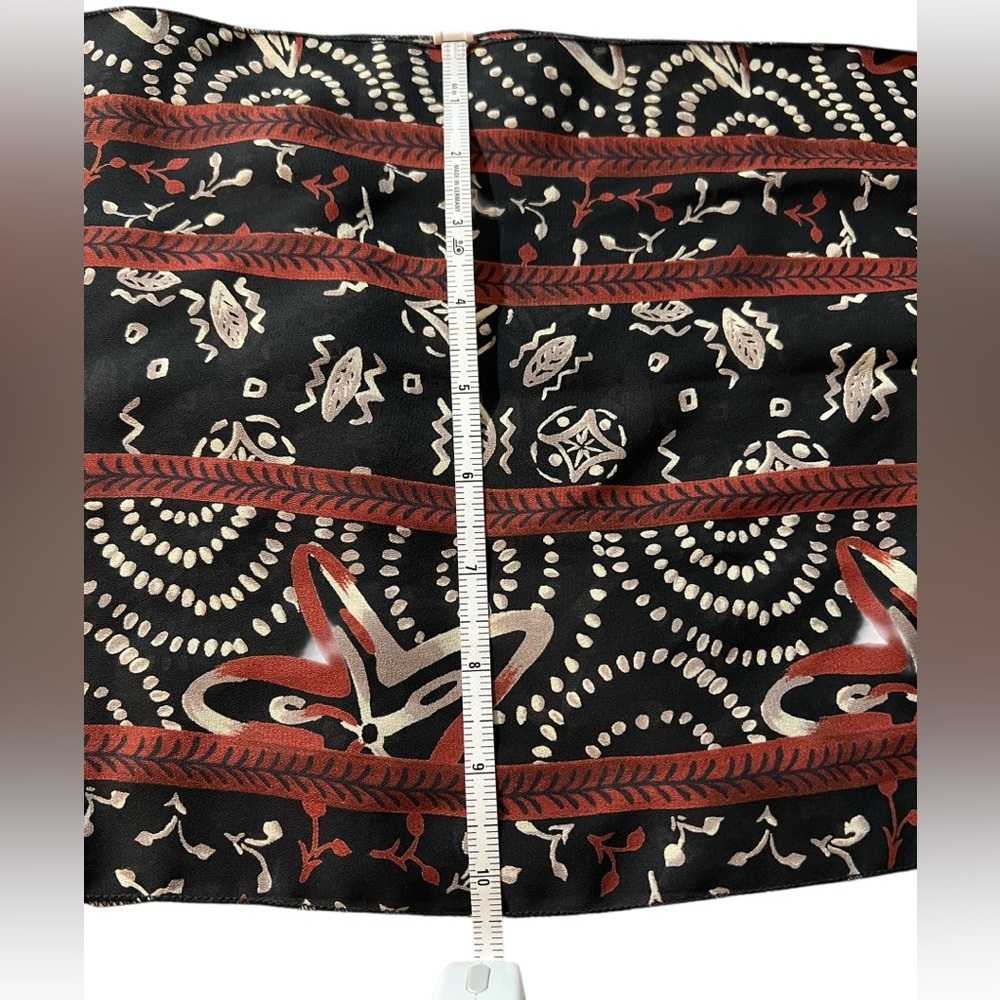 Elegant Black and Burnt Orange Patterned Scarf, approx. 10.5”x58” - Picture 10 of 10